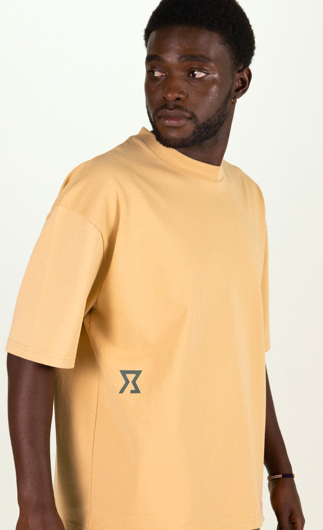 Logo Tee Desert Beige - Gbaje Jewelry