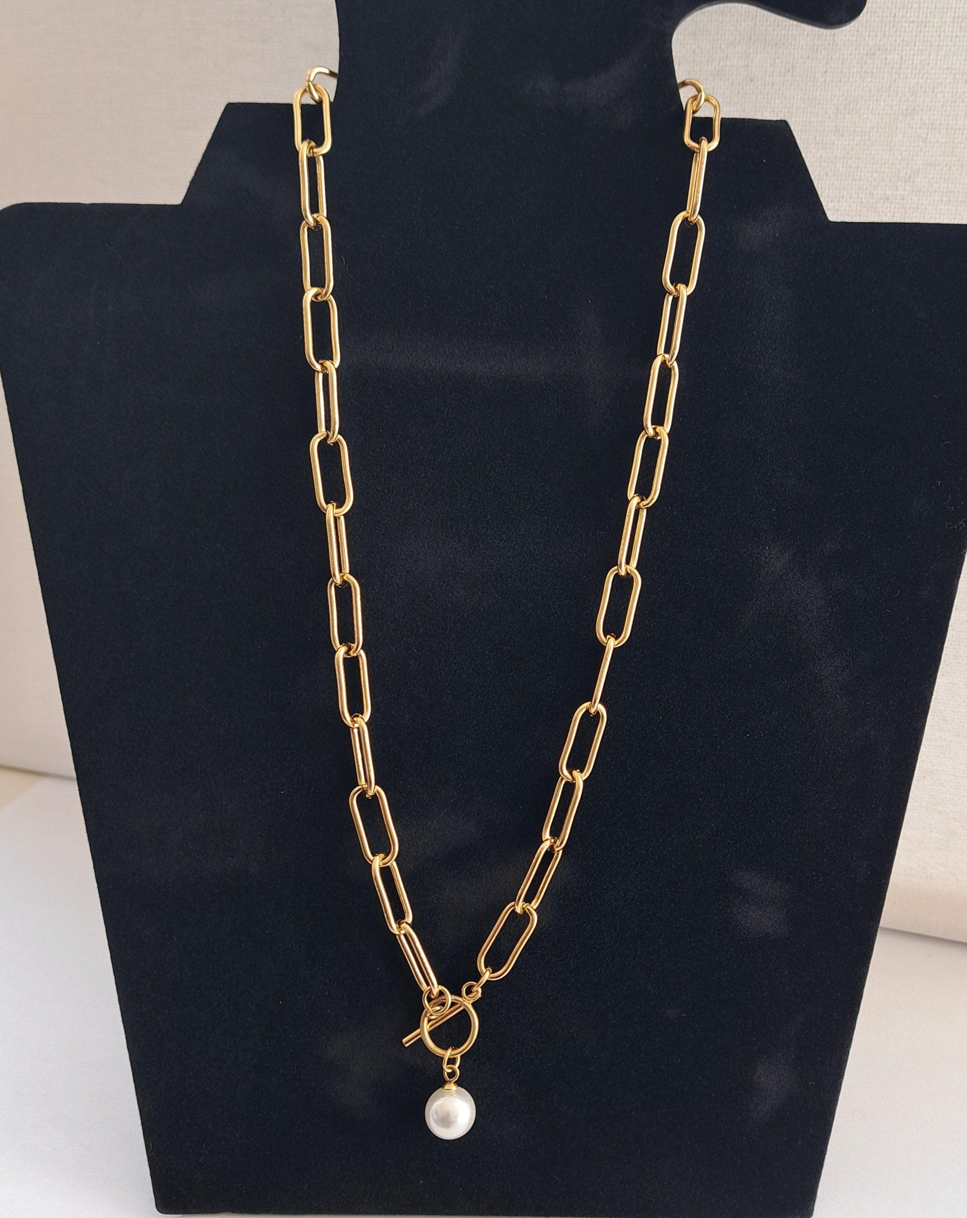 Link Chain Front Clasp | 18K Gold Plated Stainless Steel
