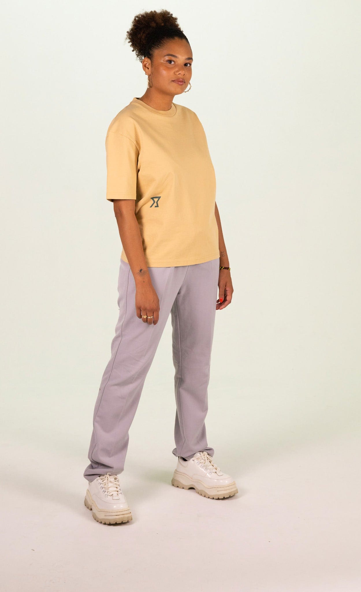 Logo Tee Desert Beige - Gbaje Jewelry