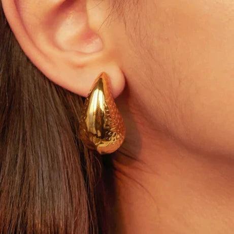 Dotted oval earrings | 18k Gold Plated - Gbaje Jewelry
