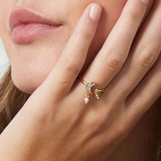 Moonstone gold ring - Gbaje Jewelry