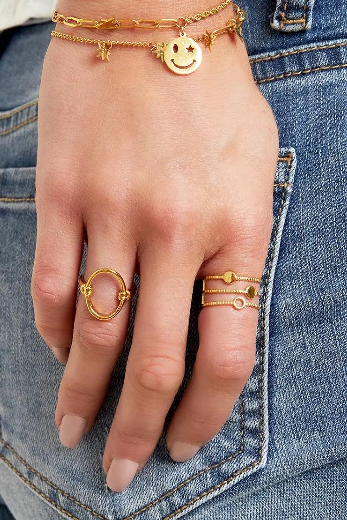 Open Oval Ring | Sleek & Modern Jewelry Piece